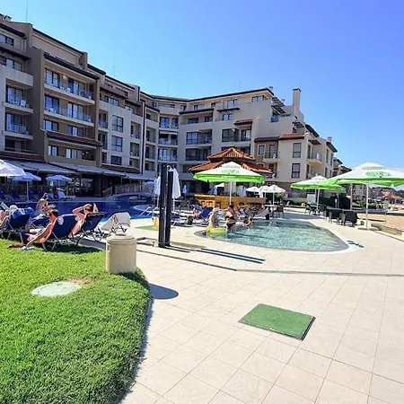 Panoramic Sea & Pool Views - C204 Apartman *