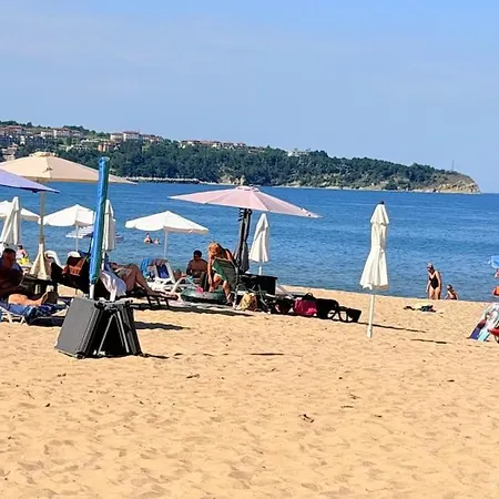 Panoramic Sea & Pool Views - C204 Apartman
