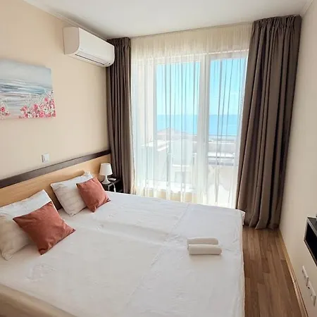 Apartman Panoramic Sea & Pool Views - C204 *