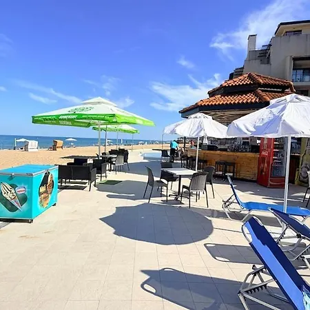 Panoramic Sea & Pool Views - C204 Apartman *