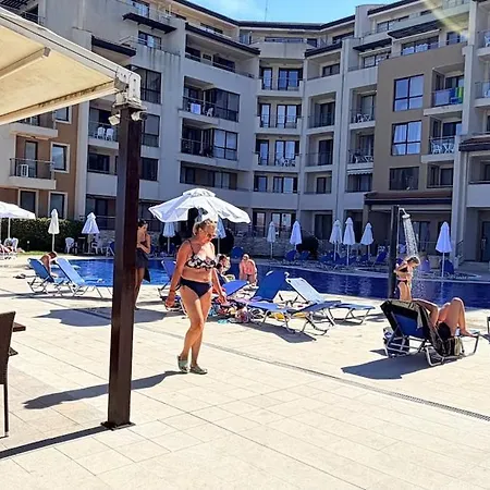Panoramic Sea & Pool Views - C204 Apartman *