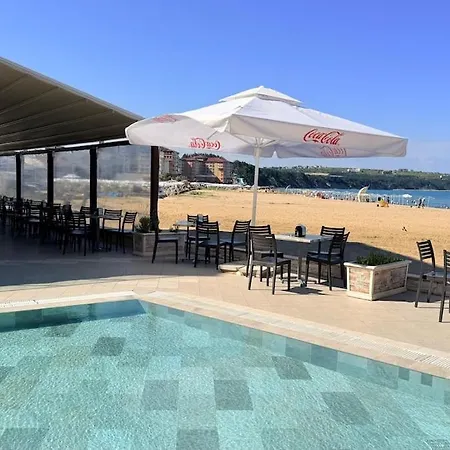 Panoramic Sea & Pool Views - C204 Apartman Obzor