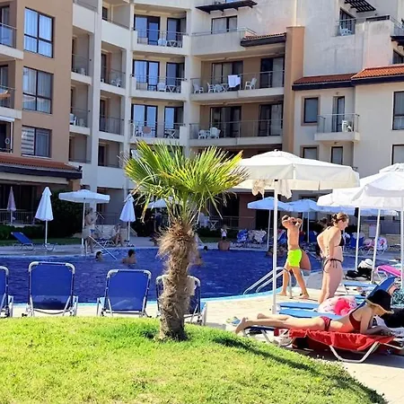 Panoramic Sea & Pool Views - C204 Apartman Obzor
